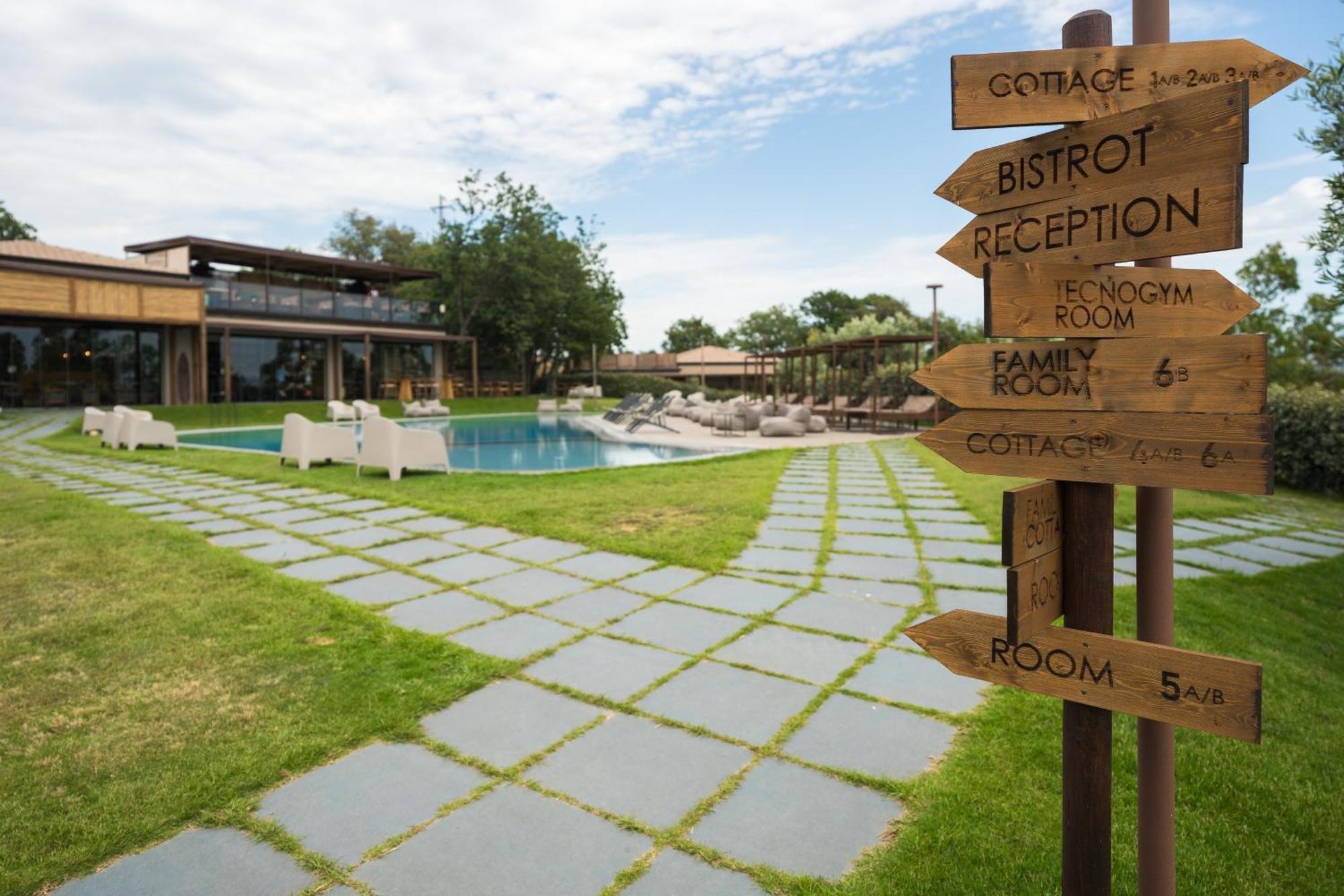 Hang Loose Cottage Hotel & Resort 4 Stelle Gizzeria Calabria Экстерьер фото